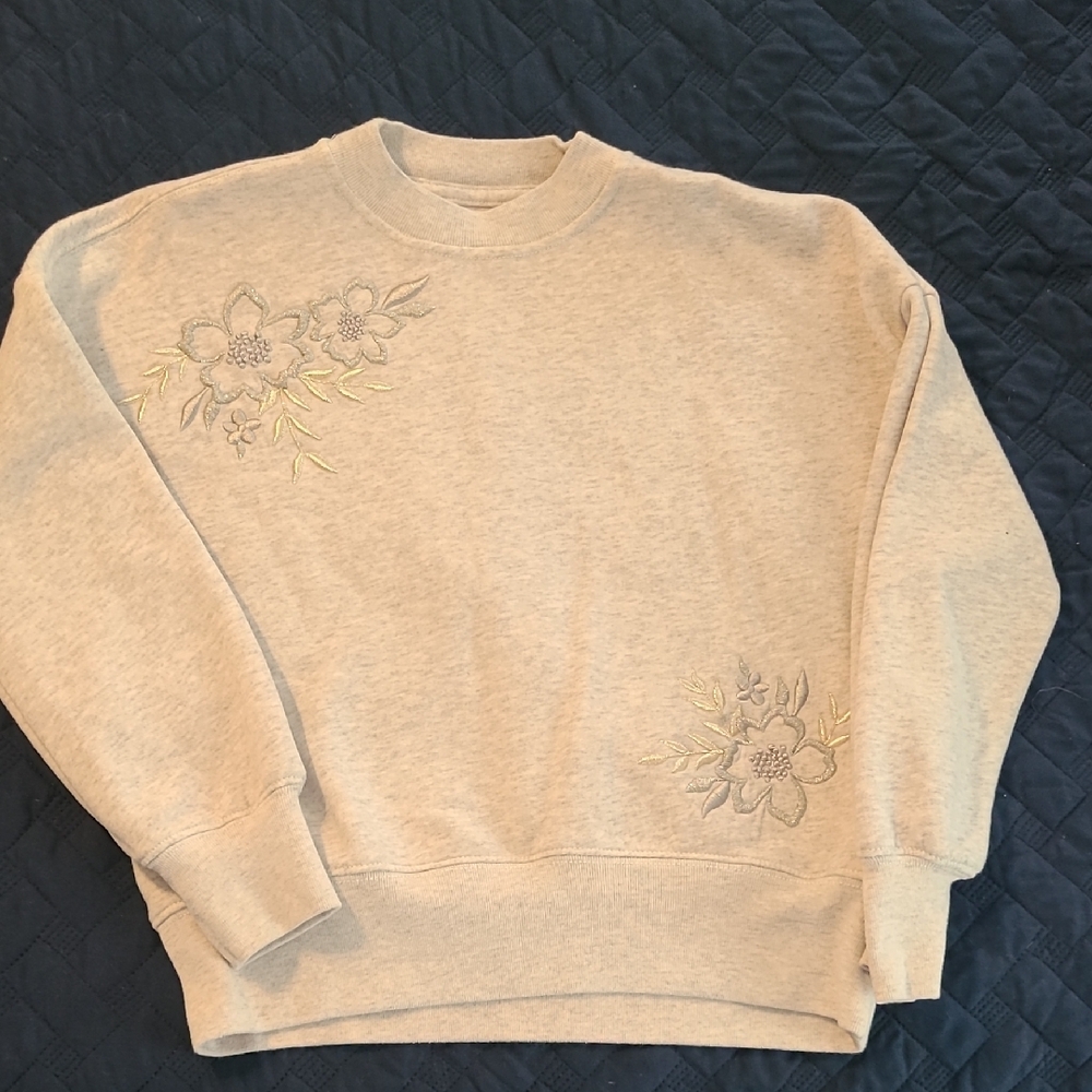 Abercrombie Kids Gray Floral Embroidered Sweater